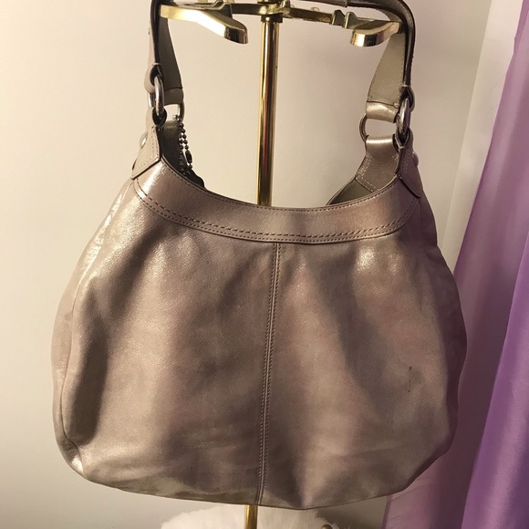 Coach gold metallic soho multi compartment bag - Picture 3 of 7